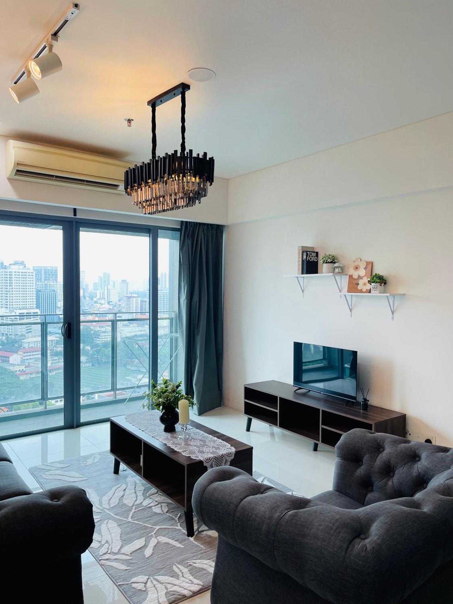 Summer Suites Klcc By Impexia Куала-Лумпур Екстер'єр фото